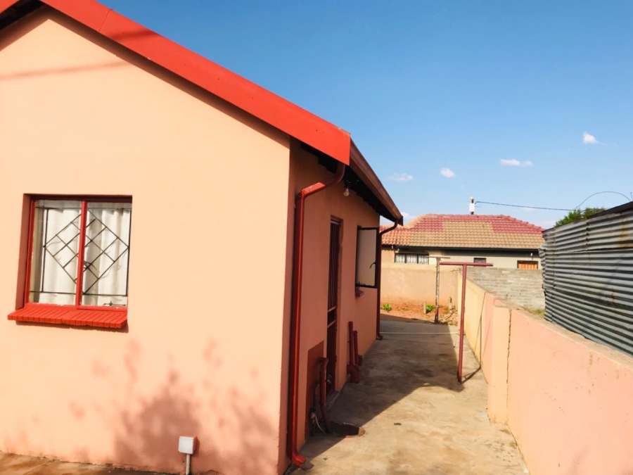 2 Bedroom Property for Sale in Soshanguve B Gauteng