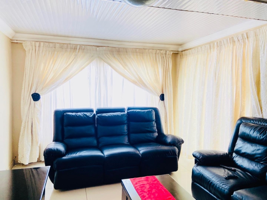 3 Bedroom Property for Sale in Soshanguve JJ Gauteng