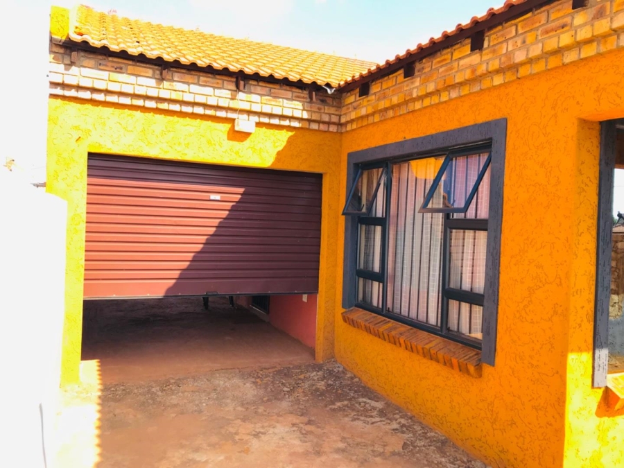 3 Bedroom Property for Sale in Soshanguve South Gauteng