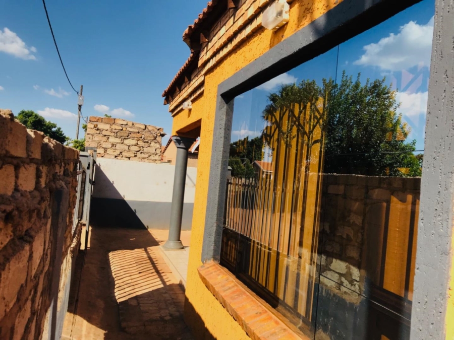 3 Bedroom Property for Sale in Soshanguve South Gauteng