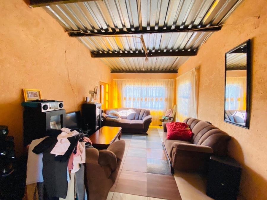 2 Bedroom Property for Sale in Soshanguve S Gauteng