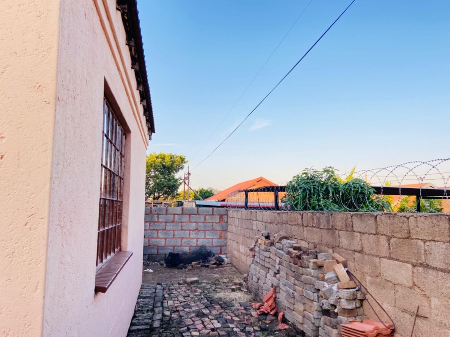 3 Bedroom Property for Sale in Soshanguve XX Gauteng