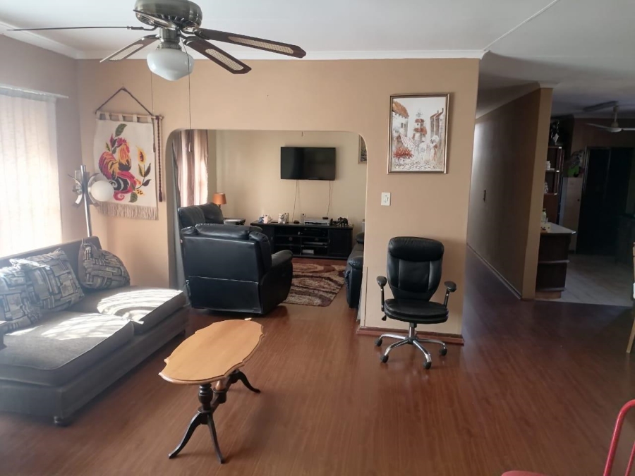 3 Bedroom Property for Sale in Ninapark Gauteng