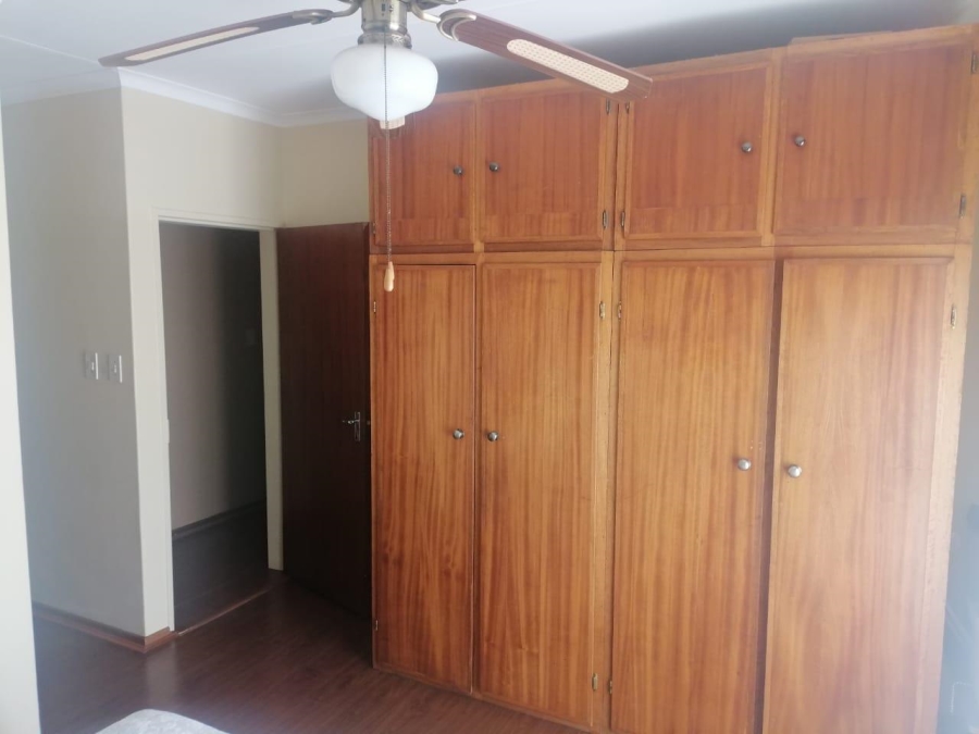 3 Bedroom Property for Sale in Ninapark Gauteng