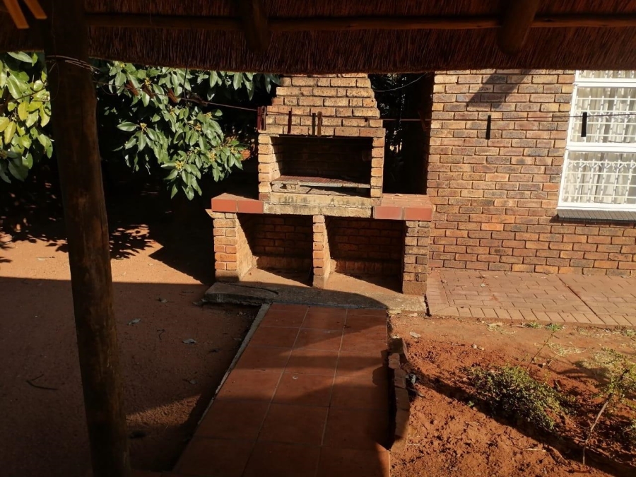 3 Bedroom Property for Sale in Ninapark Gauteng