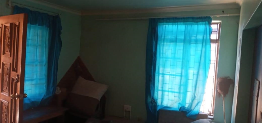 5 Bedroom Property for Sale in Atteridgeville Gauteng