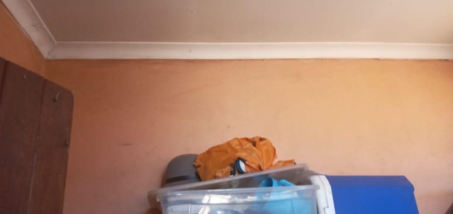 5 Bedroom Property for Sale in Atteridgeville Gauteng