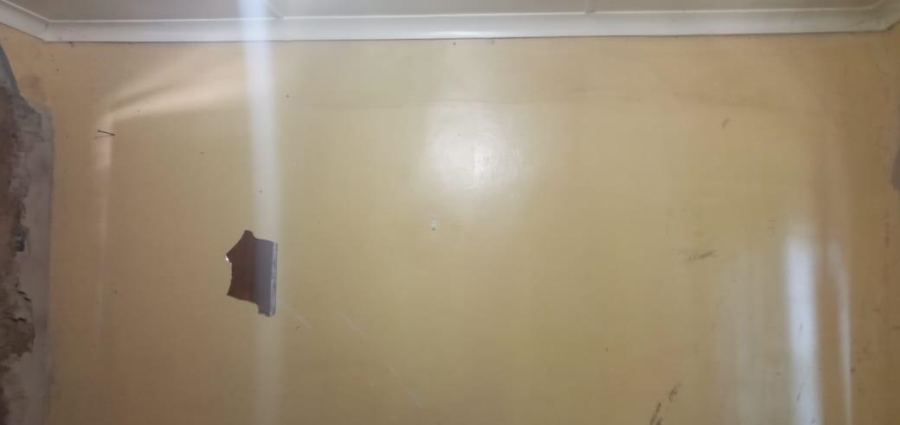 5 Bedroom Property for Sale in Atteridgeville Gauteng