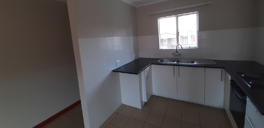 To Let 2 Bedroom Property for Rent in Meyersdal Gauteng