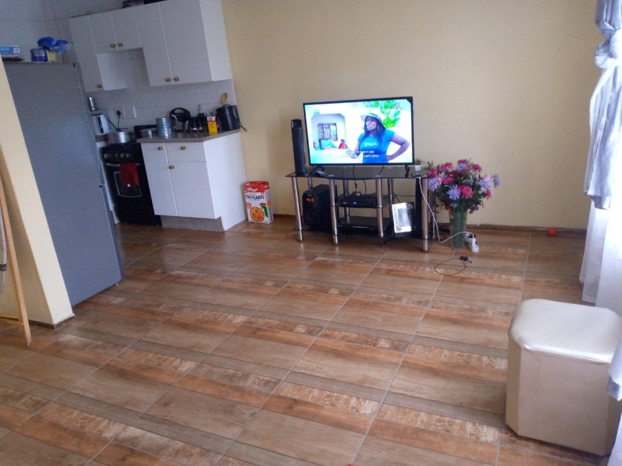 2 Bedroom Property for Sale in Roodepoort Gauteng