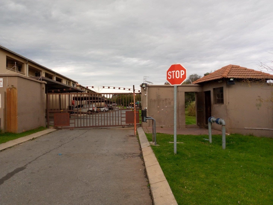2 Bedroom Property for Sale in Roodepoort Gauteng