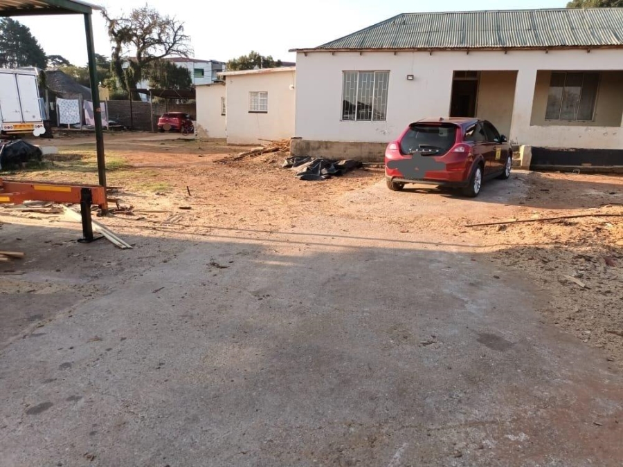 12 Bedroom Property for Sale in Florida Gauteng