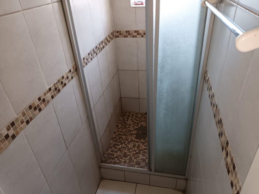 12 Bedroom Property for Sale in Florida Gauteng