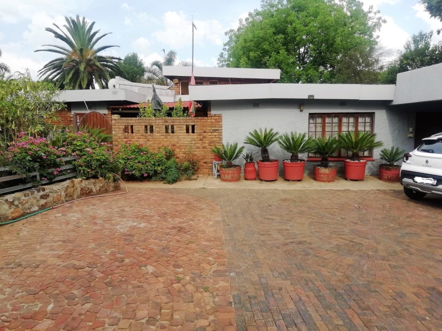 3 Bedroom Property for Sale in Van Riebeeck Park Gauteng