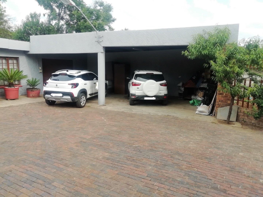 3 Bedroom Property for Sale in Van Riebeeck Park Gauteng