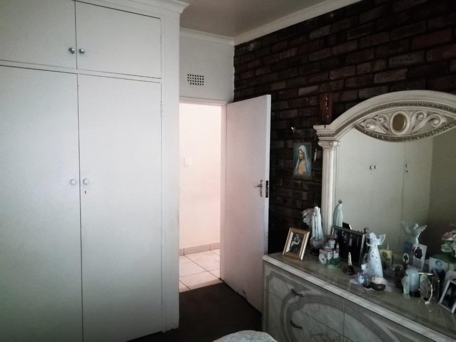 3 Bedroom Property for Sale in Van Riebeeck Park Gauteng