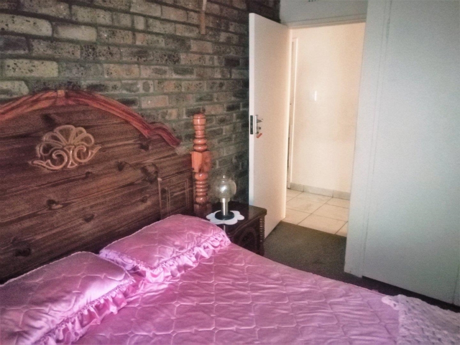 3 Bedroom Property for Sale in Van Riebeeck Park Gauteng