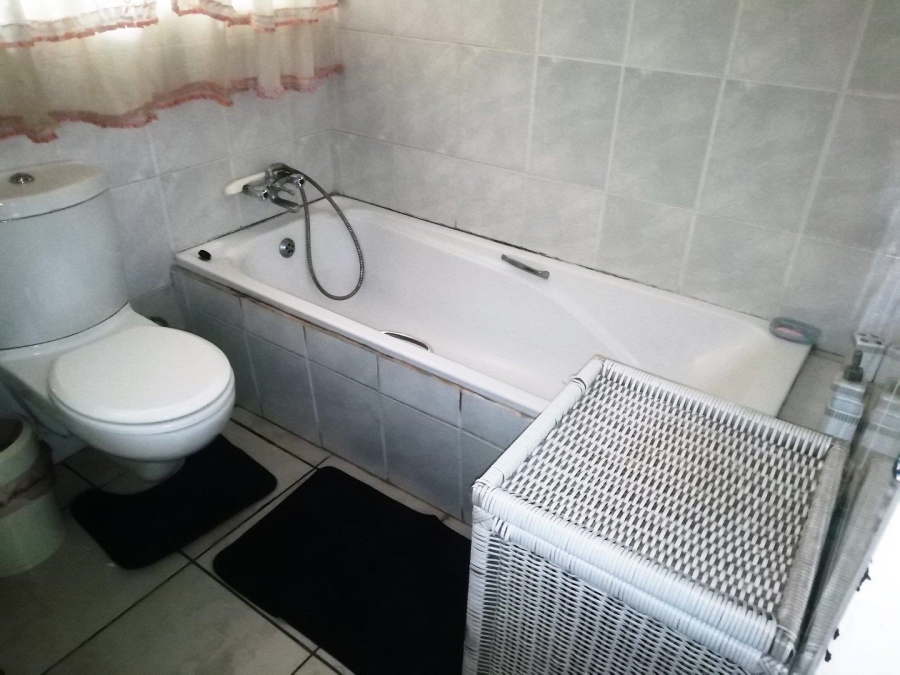 3 Bedroom Property for Sale in Van Riebeeck Park Gauteng