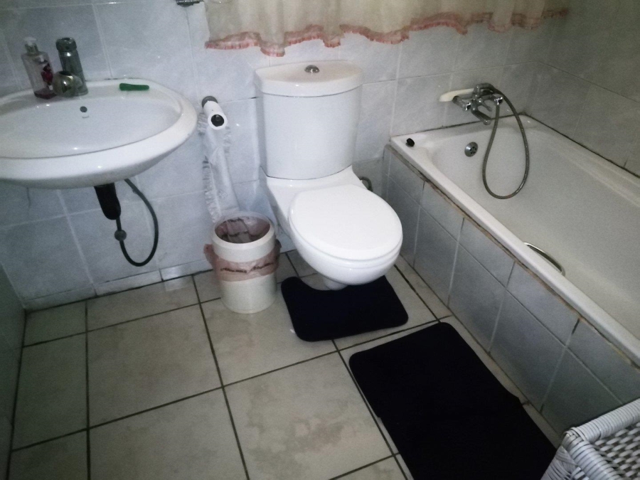 3 Bedroom Property for Sale in Van Riebeeck Park Gauteng