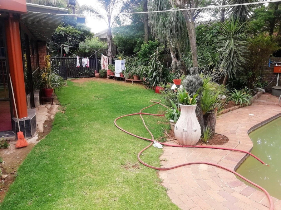 3 Bedroom Property for Sale in Van Riebeeck Park Gauteng