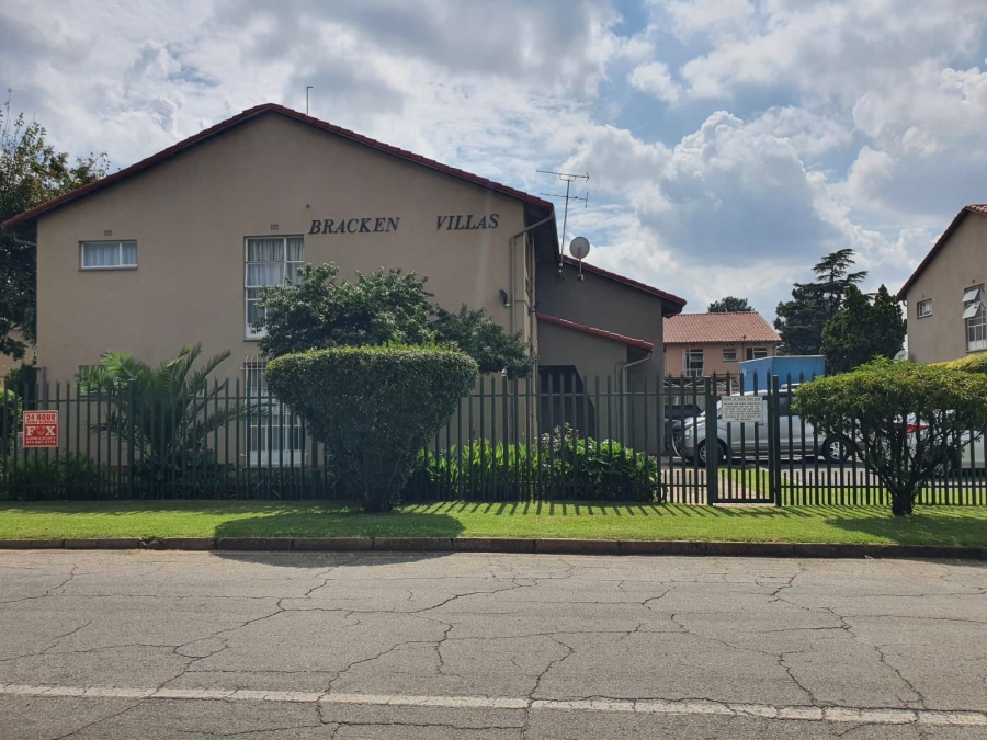 To Let 2 Bedroom Property for Rent in Brackenhurst Gauteng