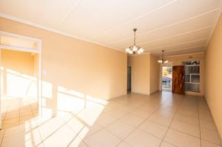 To Let 2 Bedroom Property for Rent in Brackenhurst Gauteng