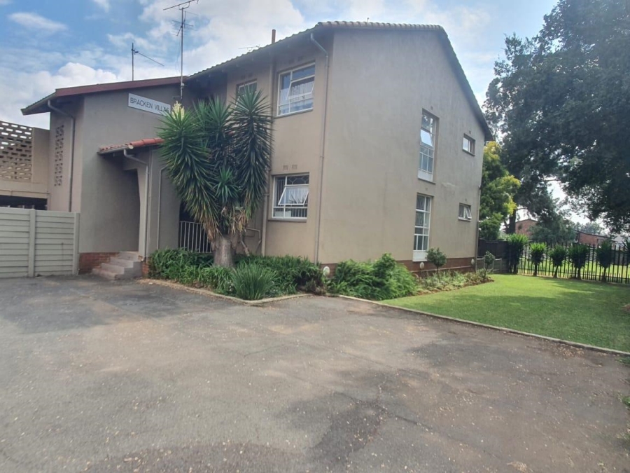 To Let 2 Bedroom Property for Rent in Brackenhurst Gauteng