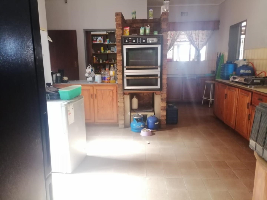 5 Bedroom Property for Sale in Heatherdale AH Gauteng