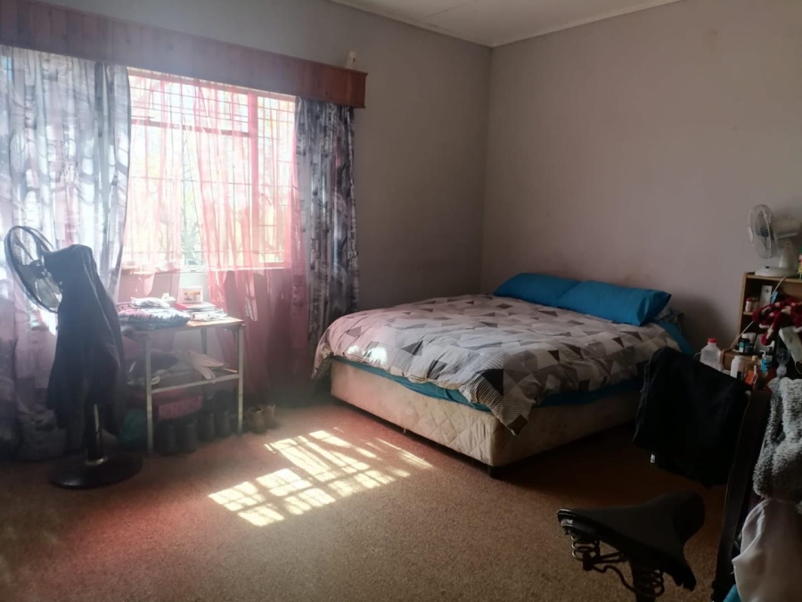 5 Bedroom Property for Sale in Heatherdale AH Gauteng