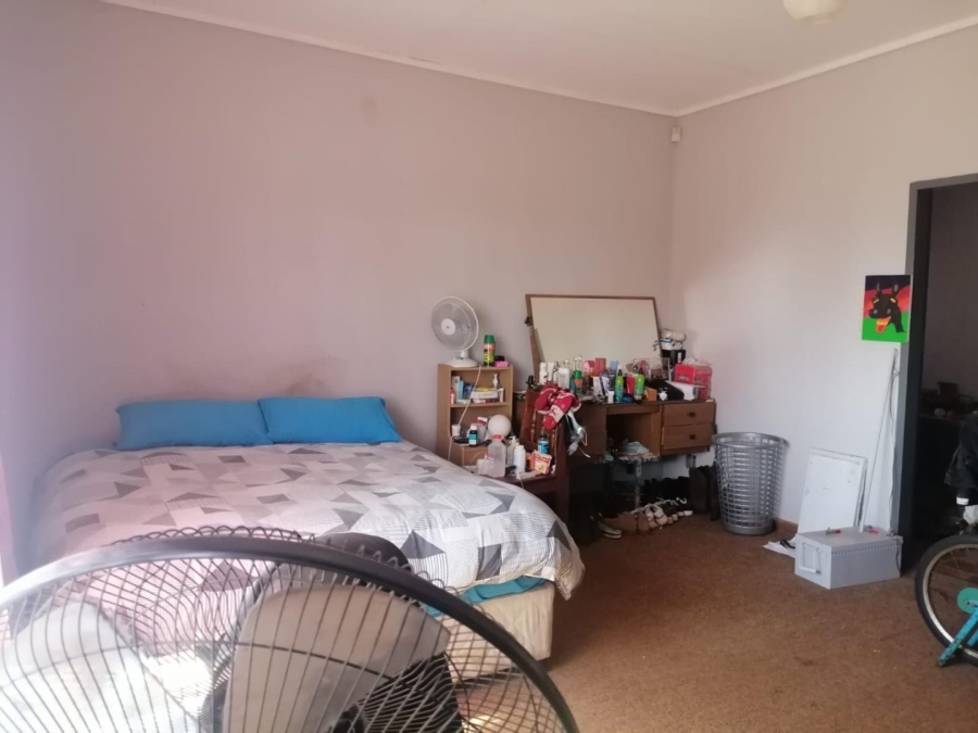 5 Bedroom Property for Sale in Heatherdale AH Gauteng