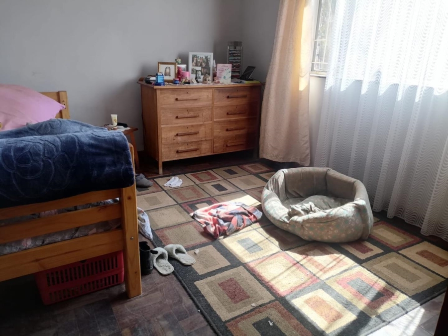 5 Bedroom Property for Sale in Heatherdale AH Gauteng