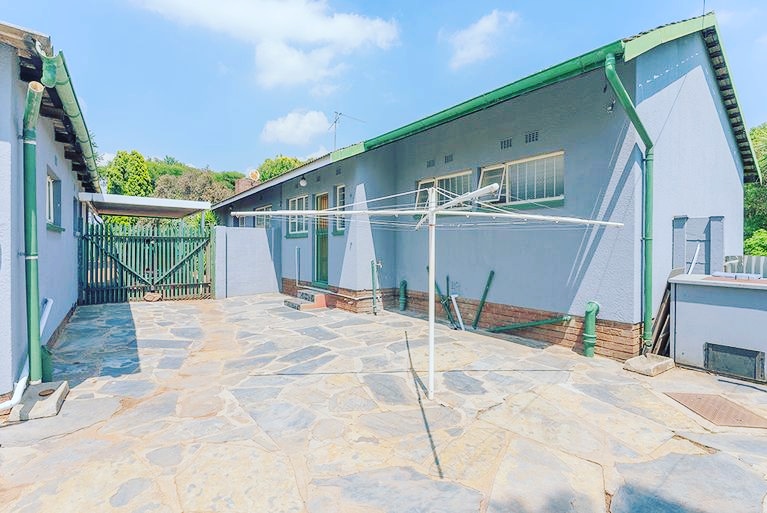 3 Bedroom Property for Sale in Birchleigh Gauteng