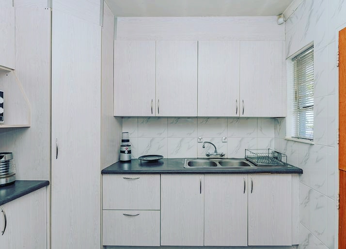 3 Bedroom Property for Sale in Birchleigh Gauteng