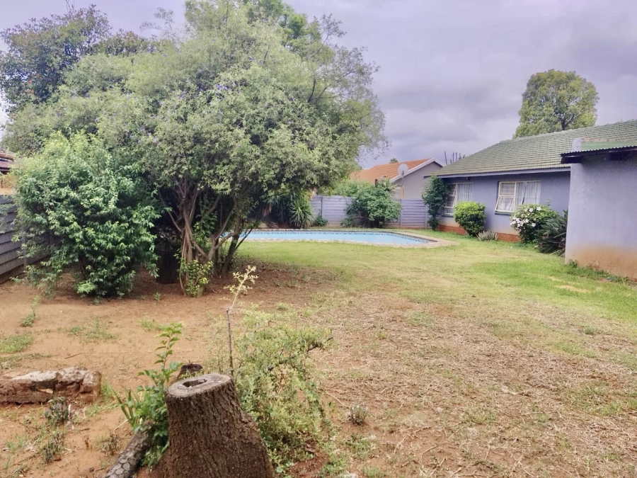3 Bedroom Property for Sale in Birchleigh Gauteng