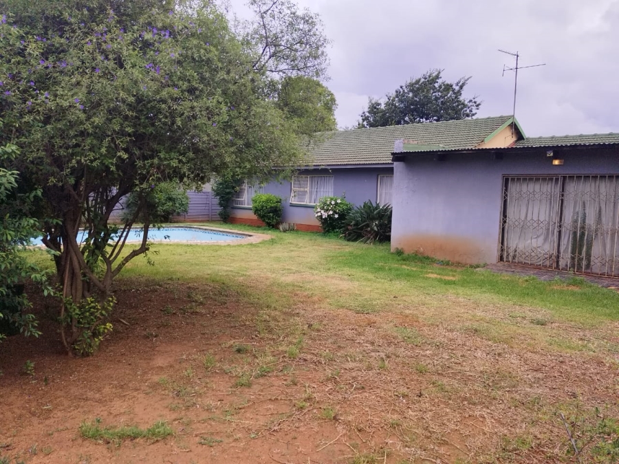 3 Bedroom Property for Sale in Birchleigh Gauteng
