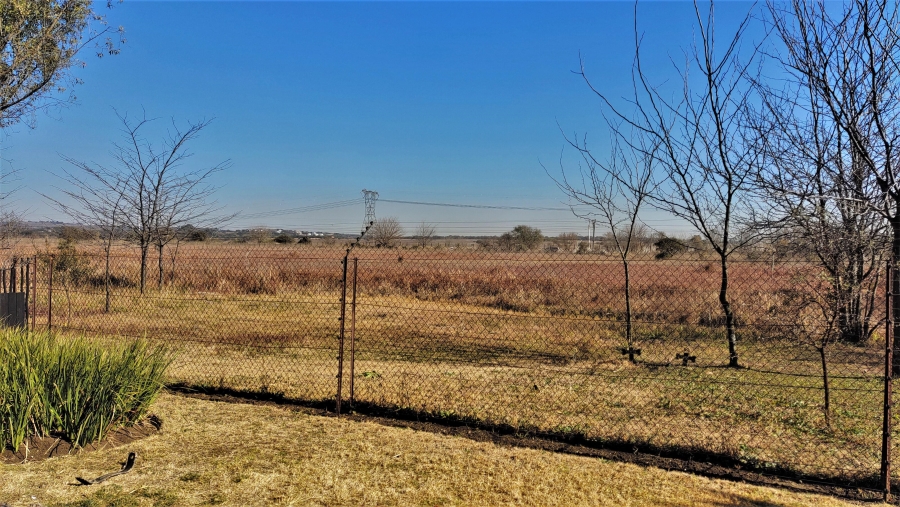 4 Bedroom Property for Sale in Mooiplaats Gauteng