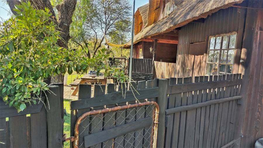 4 Bedroom Property for Sale in Mooiplaats Gauteng