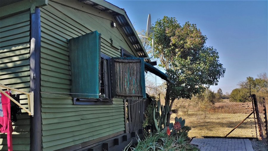 4 Bedroom Property for Sale in Mooiplaats Gauteng