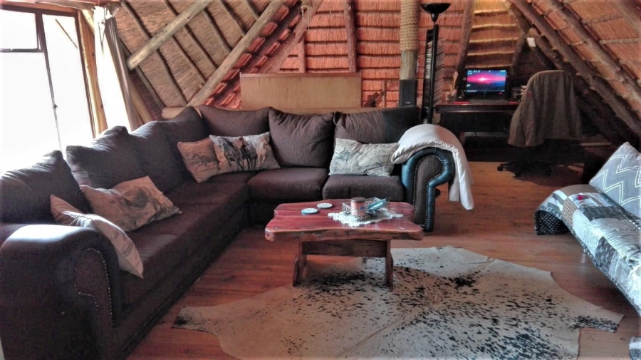 4 Bedroom Property for Sale in Mooiplaats Gauteng