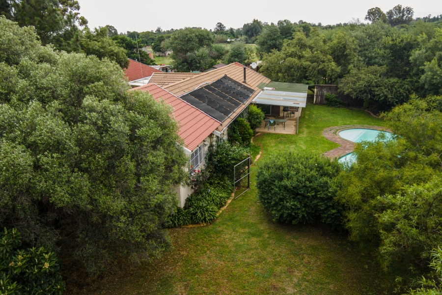 6 Bedroom Property for Sale in Golf View Gauteng
