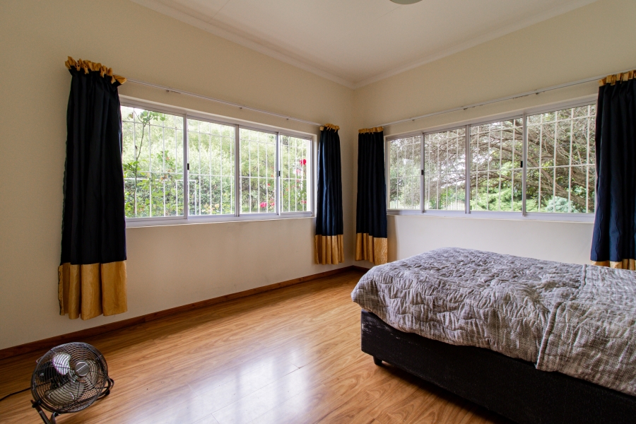 6 Bedroom Property for Sale in Golf View Gauteng