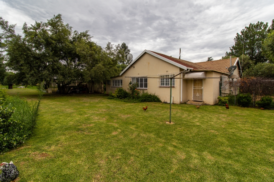 6 Bedroom Property for Sale in Golf View Gauteng
