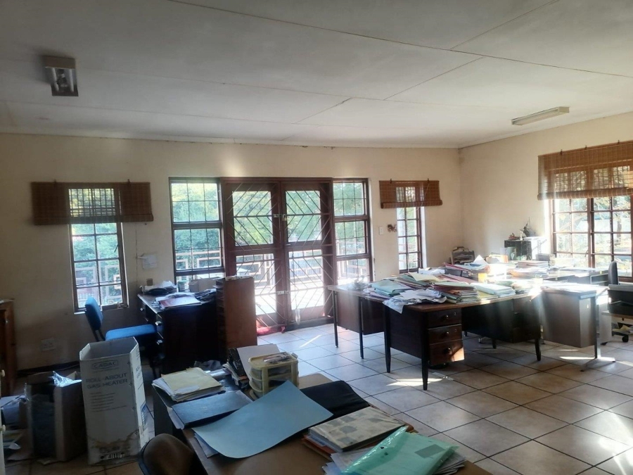 5 Bedroom Property for Sale in Colbyn Gauteng