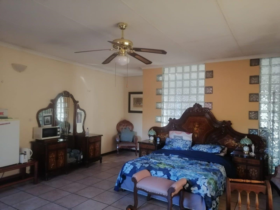 5 Bedroom Property for Sale in Colbyn Gauteng