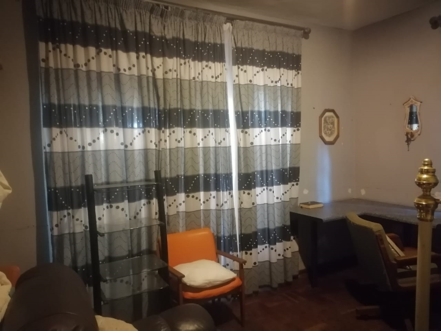 5 Bedroom Property for Sale in Colbyn Gauteng