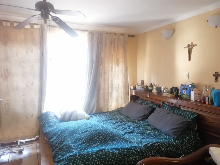 5 Bedroom Property for Sale in Colbyn Gauteng