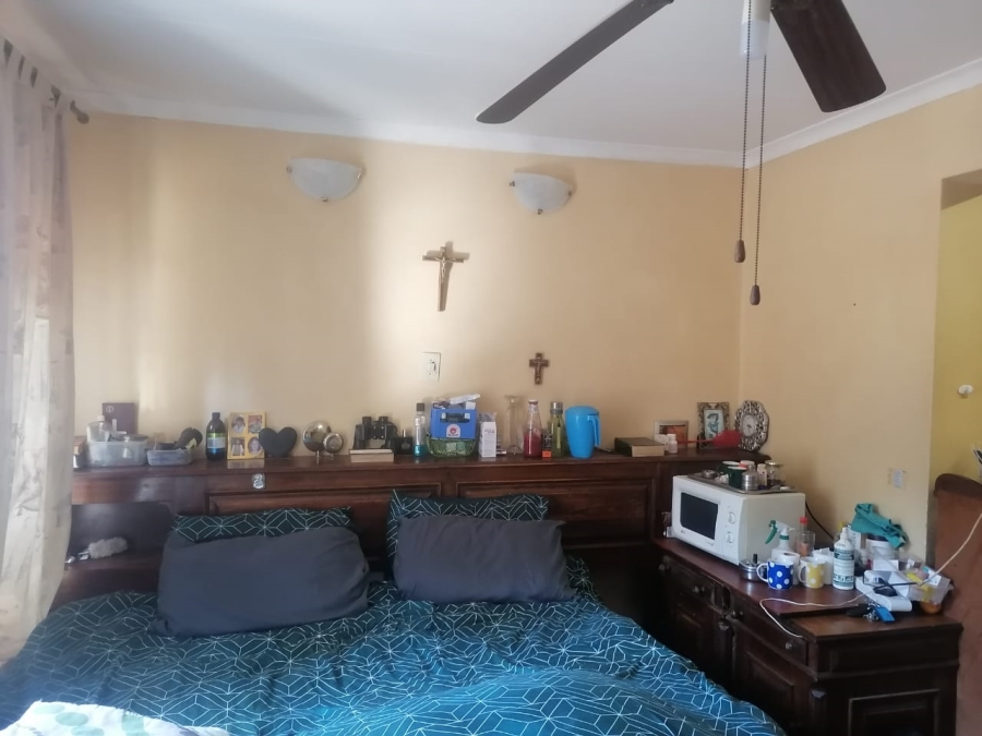 5 Bedroom Property for Sale in Colbyn Gauteng