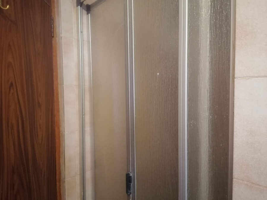 5 Bedroom Property for Sale in Colbyn Gauteng