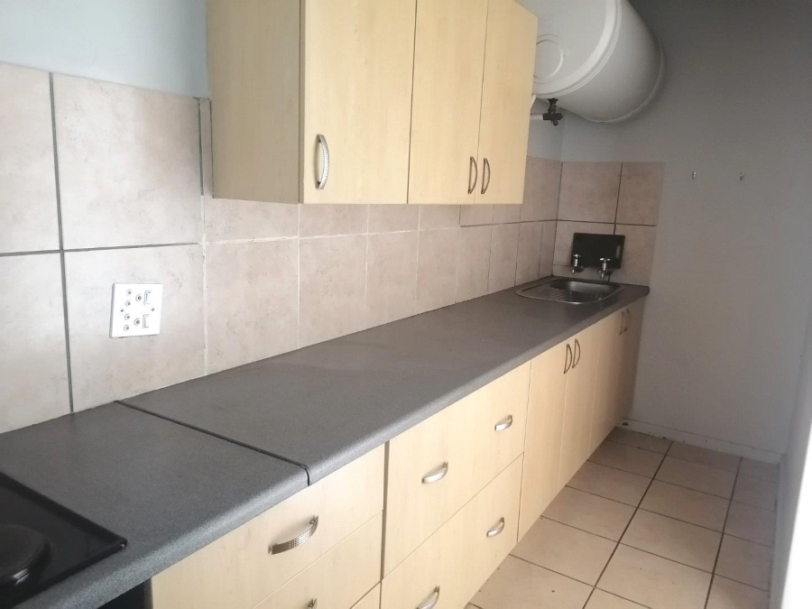 1 Bedroom Property for Sale in Kilner Park Gauteng