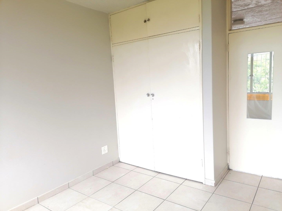 1 Bedroom Property for Sale in Kilner Park Gauteng